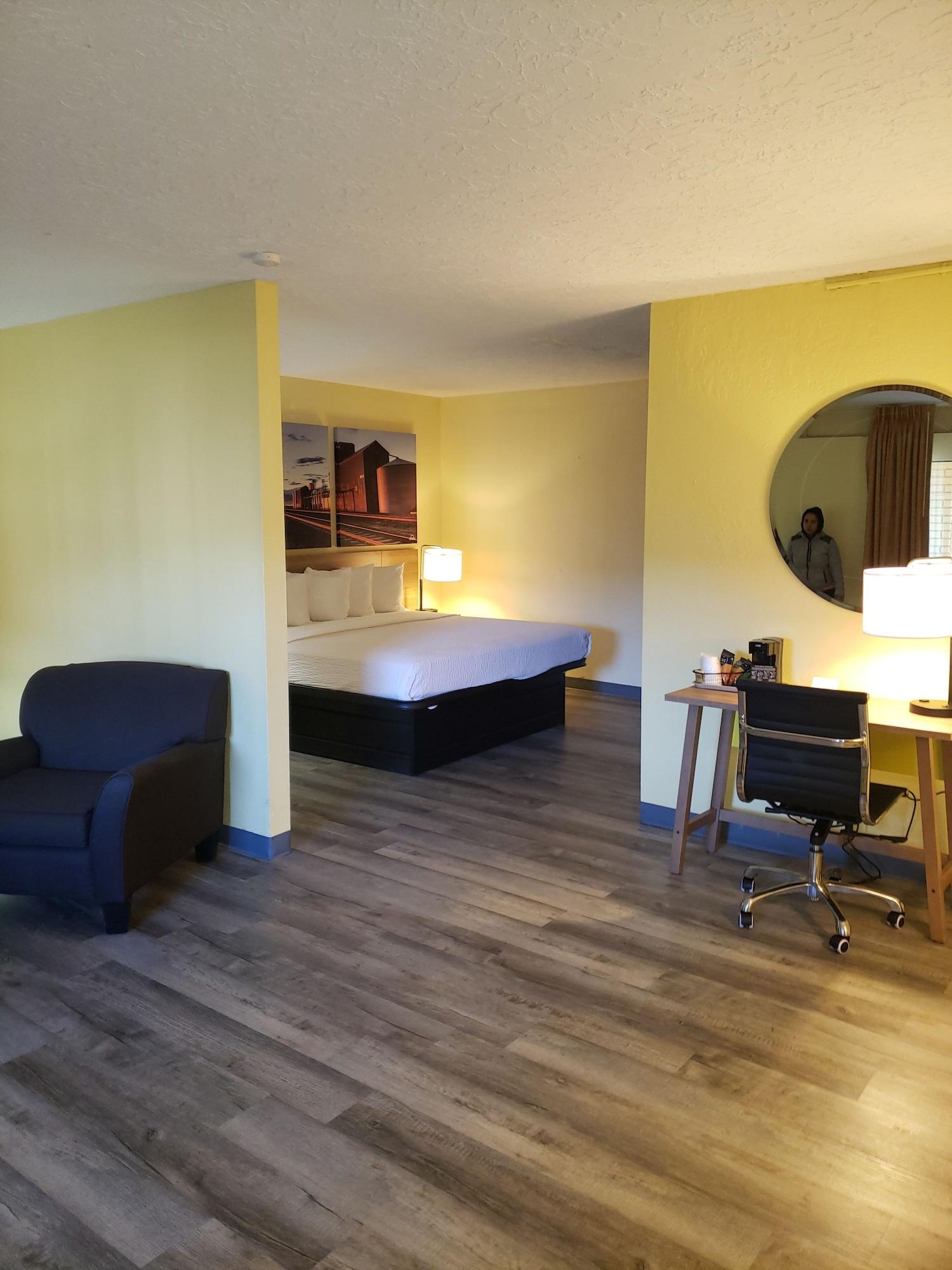 Days Inn & Suites By Wyndham Clovis Buitenkant foto