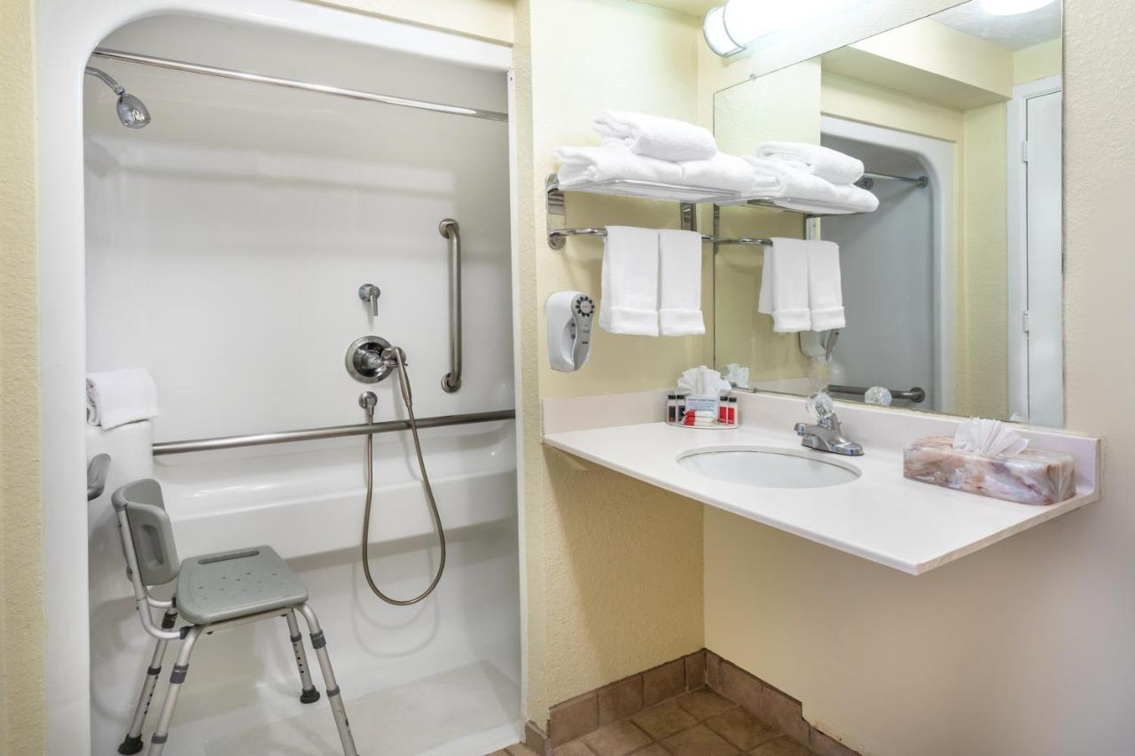 Days Inn & Suites By Wyndham Clovis Buitenkant foto